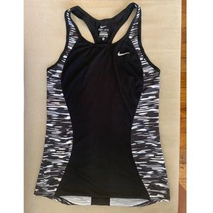 Nike workout tank top